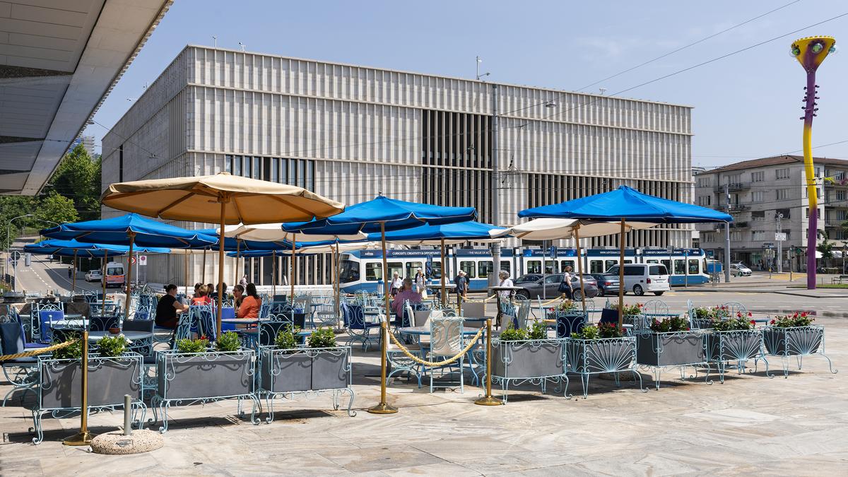 2025_Fabienne-Gantenbein_Kunsthaus-Zürich_Restaurant-bei-Moudi_IMG8374